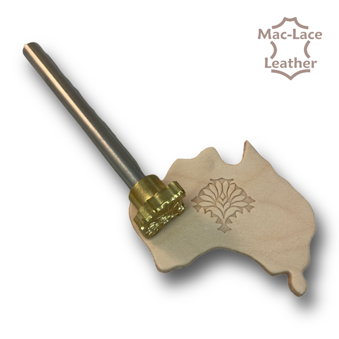 Introducing the extraordinary Leather Craft Stamp 348, the perfect tool for leather craft enthusiasts! With its compact size of 20 x 22 mm, this stamp is designed to bring precision and creativity to your leather crafting projects. Whether you're a seasoned professional or a passionate hobbyist, this stamp is an essential addition to your toolkit. Crafted with meticulous attention to detail, this Stamp is made from high-quality materials to ensure durability and longevity. Its sturdy construction guarantees that it will withstand frequent use, making it a reliable companion for all your leather crafting endeavours. This Stamp offers unparalleled versatility, allowing you to explore your creative potential and add intricate designs and patterns to a wide variety of leather items. From belts and wallets to bags and accessories, this stamp will help you create unique and eye-catching embellishments.