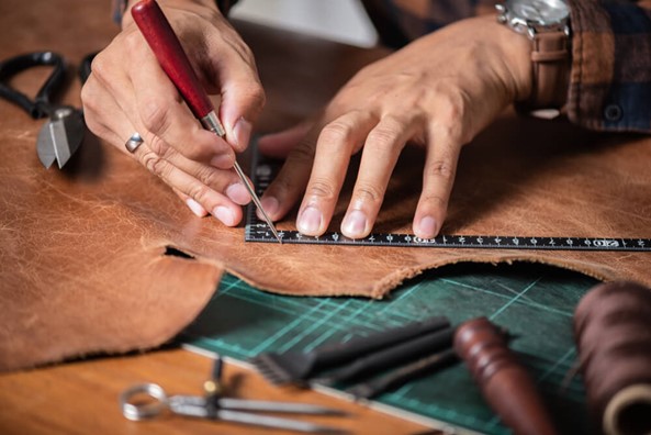 How to Prepare and Dye Leather Like a Pro