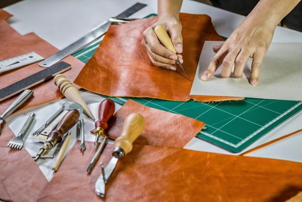 The Essential Leatherwork Toolkit: What Every Crafter Needs
