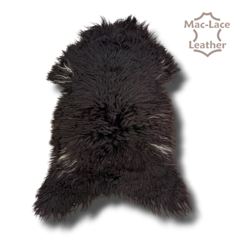 Genuine natural Greenlandic long-hair sheepskin rug, approximately 800 × 1100 mm, with a soft, luxurious textured fleece.